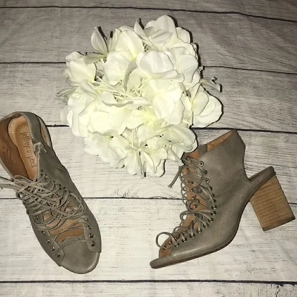Jeffrey Campbell Covets Lace Up Heel Sandal Bootie sz 7